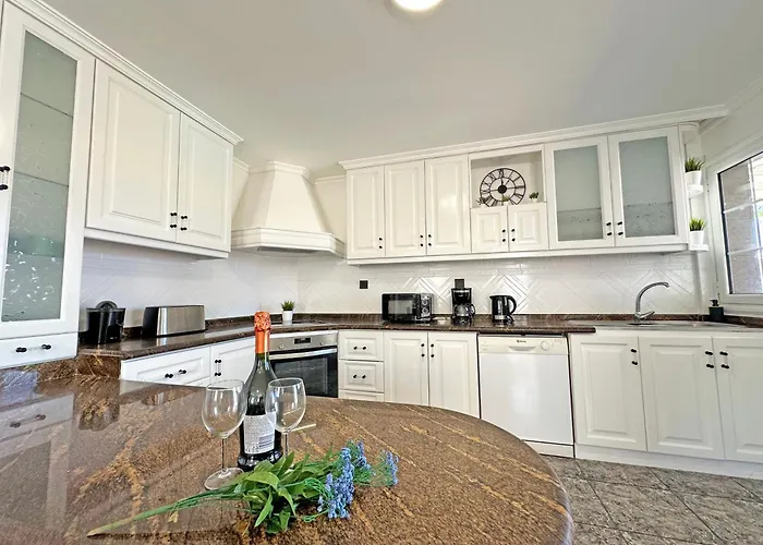 וילה Esmeralda Junto Al Mar *