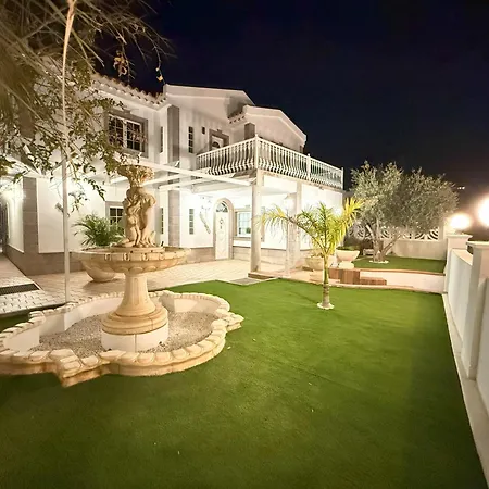 Villa Esmeralda Junto Al Mar