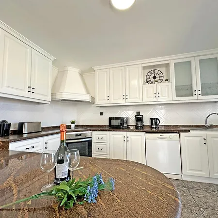 Villa Esmeralda Junto Al Mar *